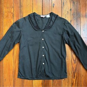 Vintage 90s Putumayo beaded Peter Pan collar blouse